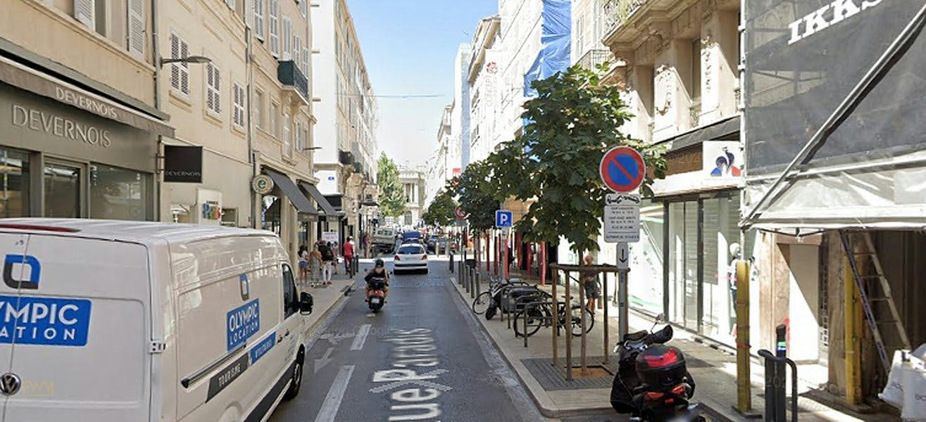Boutique Shop for Rent on Rue Paradis, Marseille — 3